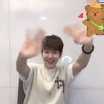 진짜 알 수 없는 백현 <b>사복</b>