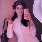 [모두드루와] 지수 <b>베레모</b> 진짜 잘어울리는듯