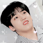 [펜타곤] 말랑카우는 <b>우석</b>이 보고