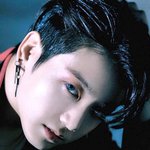 전정국 <b>파란</b>렌즈....