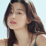[댓글부탁해] <b>눈동자색</b> 새까만게 예쁘지 않냐 벽안보다