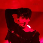 나 남돌이 <b>크롭</b> 입는거 별로 안좋아하는데