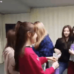 짤하나 <b>사탕</b>못받은 김민주