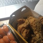 [댓글부탁해] 치킨 <b>연어</b> 개쩔지 ㅋㅋㅋㅋㅋ