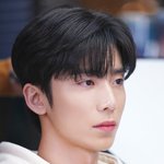 새삼 <b>휘영</b> 진짜 잘생겼다