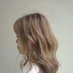 이 머리<b>색</b>이 <b>뭔</b><b>색</b>임?