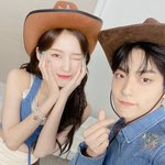 [모두드루와] 아콩 <b>엠씨</b> 오늘 착샷 ㄹㅈㄷ