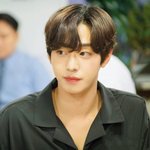 [댓글부탁해] 대학생오빠 짝사랑하는데 접어야될까