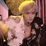 [NCT즌] 이거 무대 보다가 <b>순간</b><b>캡</b>쳐한건데