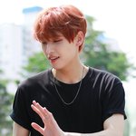 난 품성씨 <b>검정반팔</b> 입은 사진이 너무 좋아