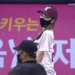 오늘 <b>우아</b> 키움 시구했는데ㅋㅋㅋ
