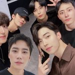 샥스 얼굴 합 좋다