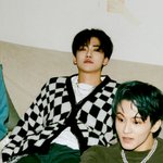 [NCT즌] <b>제노</b>랑 <b>마크</b>가 자꾸 손으로 어딜 가리키네