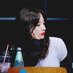 <b>세련</b>된 미모에 통통 튀는 매력