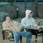 [NCT즌] 마크형이 하늘 예쁘다니까 따라보는 <b>강쥐</b> ㅜ