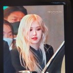 블랙핑크 로제 <b>방역</b>수칙 위반이라니까 신고해