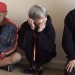 지민이는 쪼그려 앉는 게 좋아요