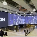 킹덤 아이콘 메가박스 전광판광고