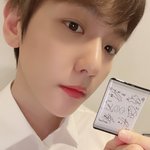 [EXO] 귀여워 백현이 <b>나이</b>를 거꾸로 먹네