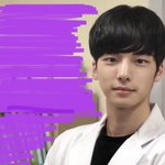 <b>영훈</b> 닮지 않았냐?
