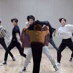 <b>희승</b>이 ㅈ 지...지켜...