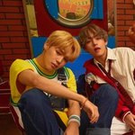 방탄 <b>하이틴</b> 이정도는 해줘야지