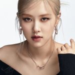 로제 티파니앤코 첫 광고 제품들 사이즈별 <b>전량</b> 완판 달성