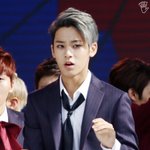 남돌 헤어라인 정리 전후 차이