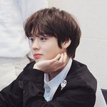 <b>해사</b>하고 말갛게 예쁜 男돌