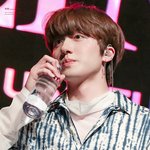 <b>찬희</b> 눈이 진짜 예쁜 듯