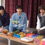 [방탄소년단] 방탄 앨범 <b>받침대</b> 맞지