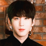 [펜타곤] 신원이 진짜 ㅈㄴ<b>까칠</b>하게 생겻는데