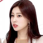 강혜원 살쪘다 생각들은적 없었는데 이거보니까