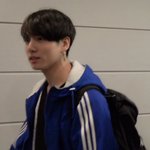 니네 <b>에어</b>팟 어디서 샀냐