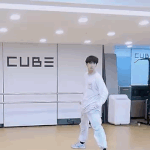 [펜타곤] 찡긋