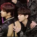 [펜타곤] 거의 유니버스 <b>시점</b>