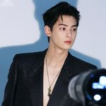 <b>클래식</b> 연주 들려오는 듯한 아이돌