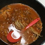 주문하신 <b>숟가락</b>마라탕 나왔습니다