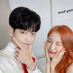 [NCT즌] 아린 <b>약지</b>에 반지 마크가 선물로 줫나봐