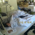 [NCT즌] 이해찬 볼 <b>발그레</b> 한거봐ㅜㅜ