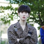 [펜타곤] 얼굴은 <b>단정</b>한데