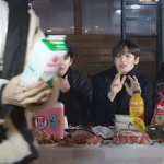 [더보이즈] <b>쥬</b>연이 이 사진 왜 이런 건지 아는 더비?