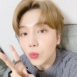 [펜타곤] 우리가 <b>진호</b> 보고싶어하고 얘기 많이하는거