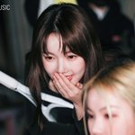 예린 이 <b>메컵</b>이 젤 잘어울리지 않음?