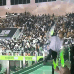 [NCT즌] <b>목줄</b>풀린 강아지 개귀엽네