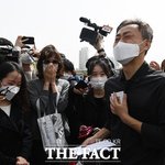 판녀들 자살하면 부모님 <b>장례</b>식장에서 이렇게 우신다