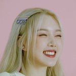 여자친구 <b>예린</b>이랑 엔시티 지성이랑 닮지 않음??