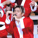 <b>능글</b>산타 변백현 보고가라