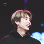 [펜타곤] <b>유토</b> 장발도 좋았고