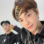 [더보이즈] 와 좍년 <b>셀카</b> 왤케 잘찍음
